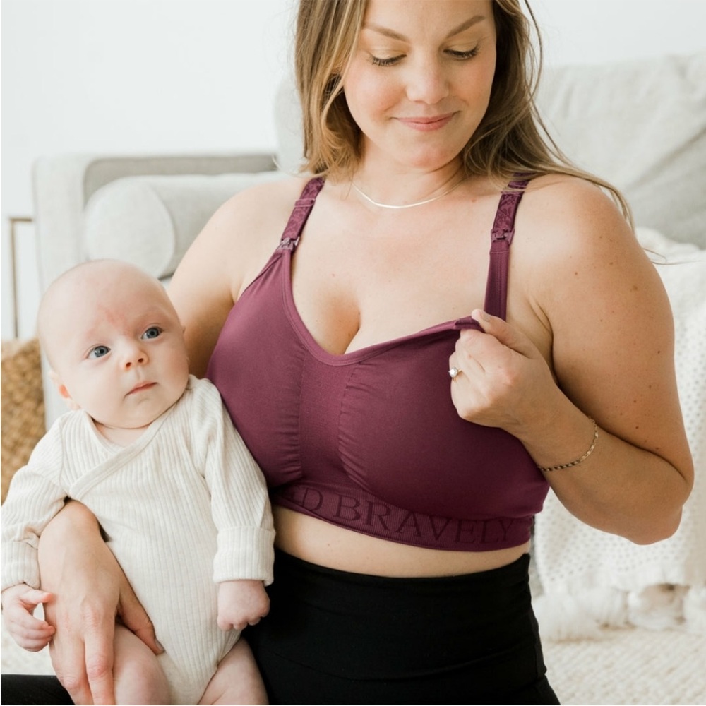 Kindred Bravely Sublime Nursing Sports Bra, size medium, purple maroon color